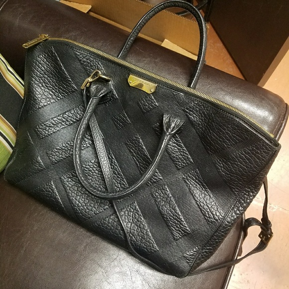 Authentic Burberry black grain leather tote - Picture 1 of 8